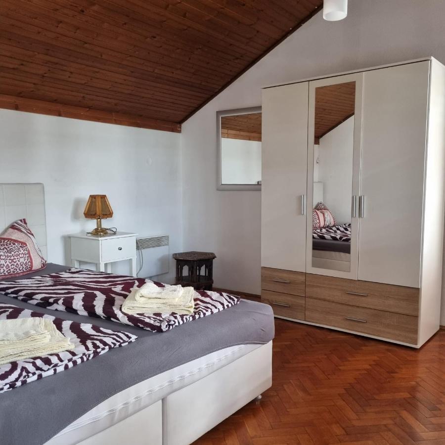 Apartmani Katarina Biograd Na Moru Ngoại thất bức ảnh